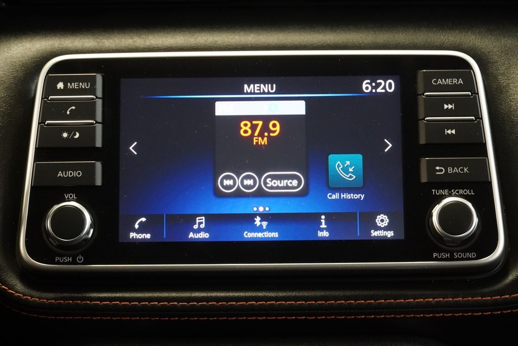 2019 Nissan Kicks SR