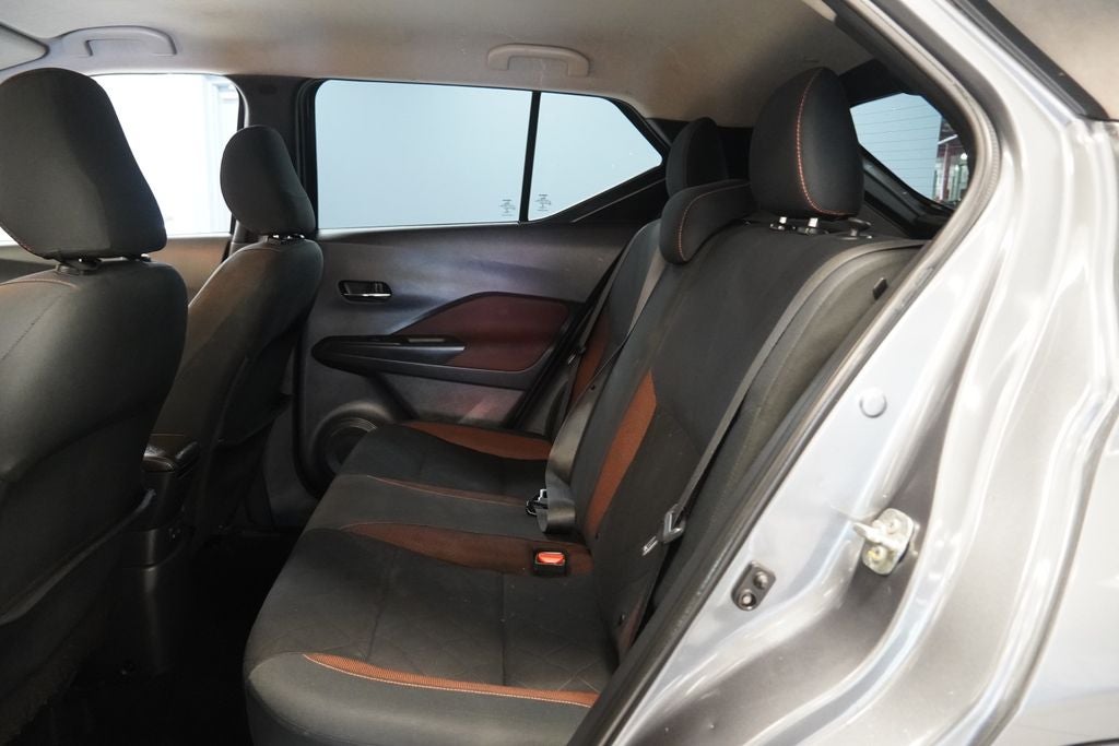 2019 Nissan Kicks SR
