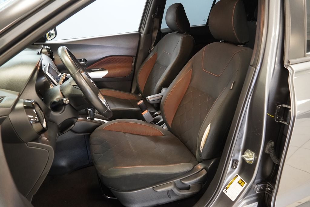 2019 Nissan Kicks SR