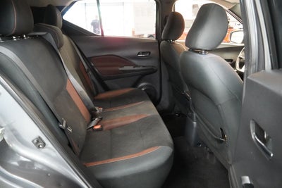 2019 Nissan Kicks SR