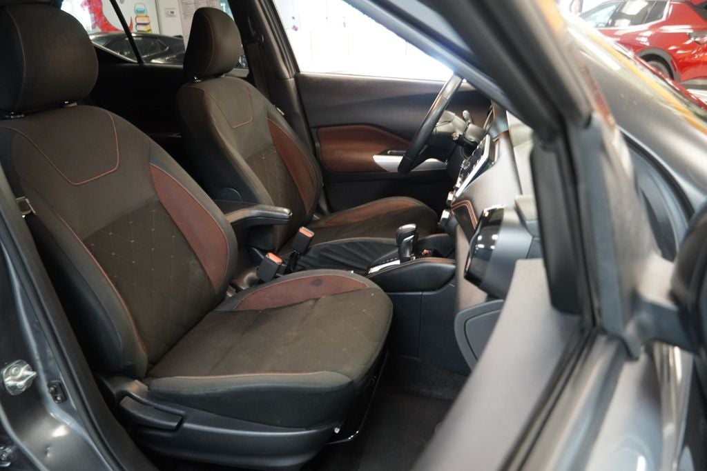 2019 Nissan Kicks SR