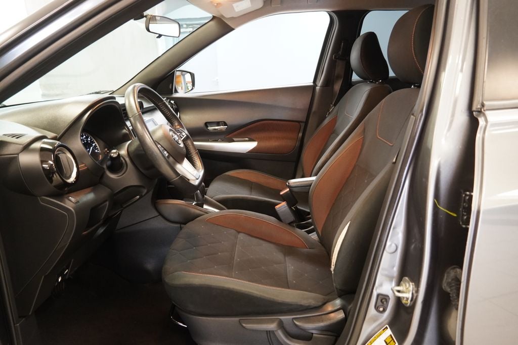 2019 Nissan Kicks SR