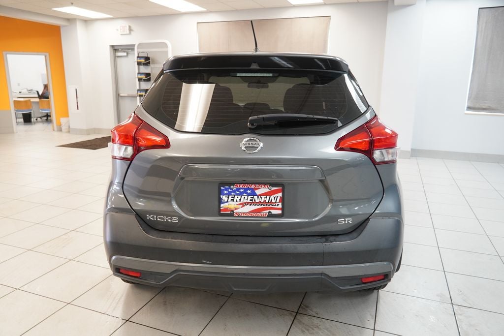 2019 Nissan Kicks SR