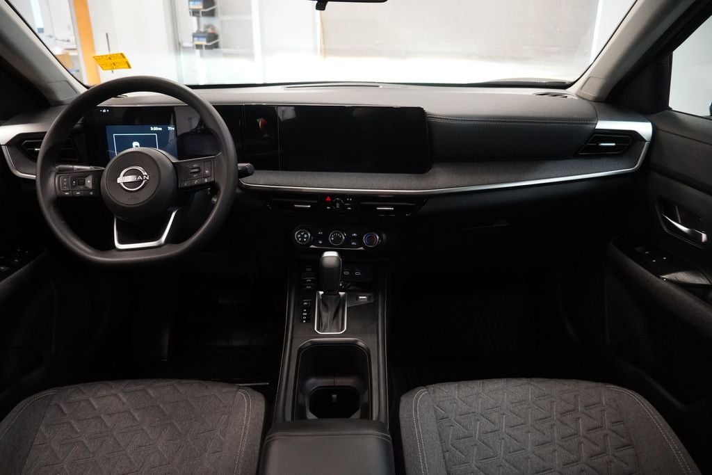 2025 Nissan Kicks SV AWD