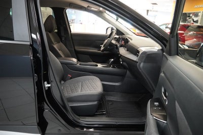 2025 Nissan Kicks SV AWD