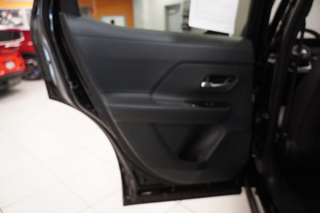 2025 Nissan Kicks SV AWD