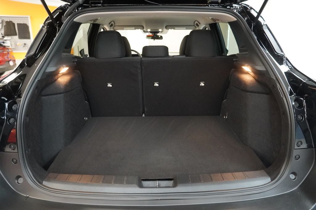 2025 Nissan Kicks SV AWD