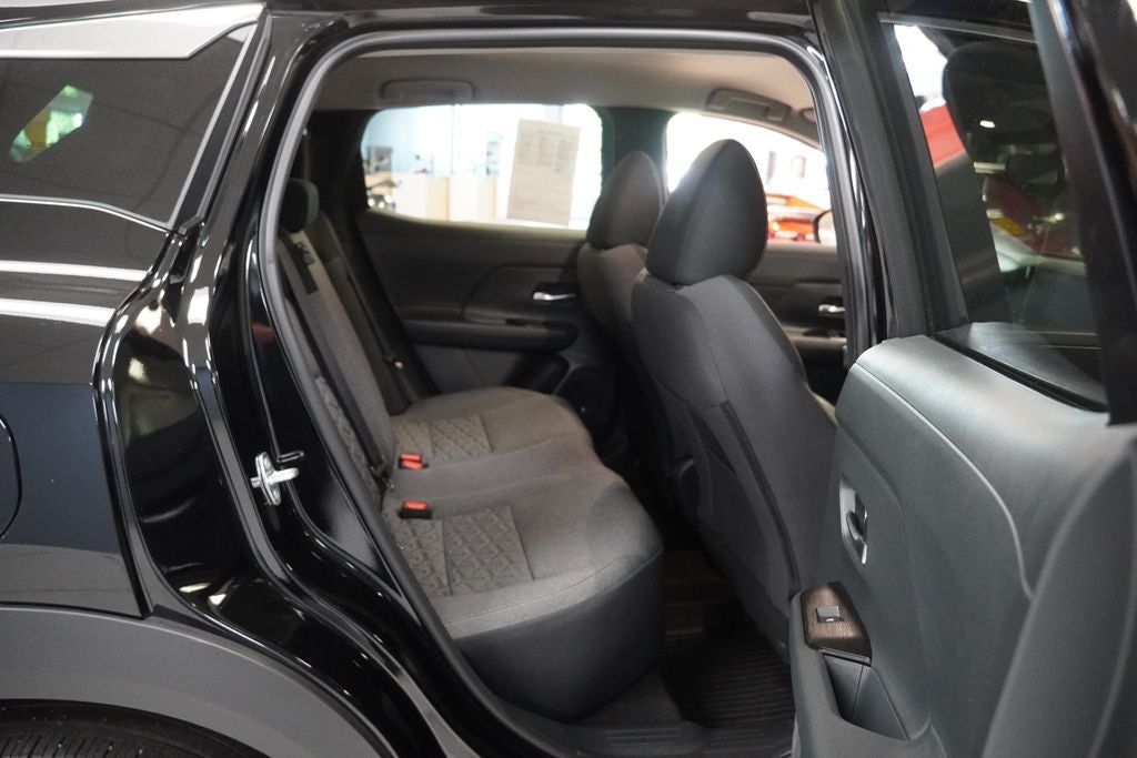 2025 Nissan Kicks SV AWD
