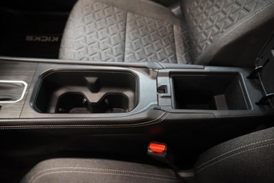 2025 Nissan Kicks SV AWD