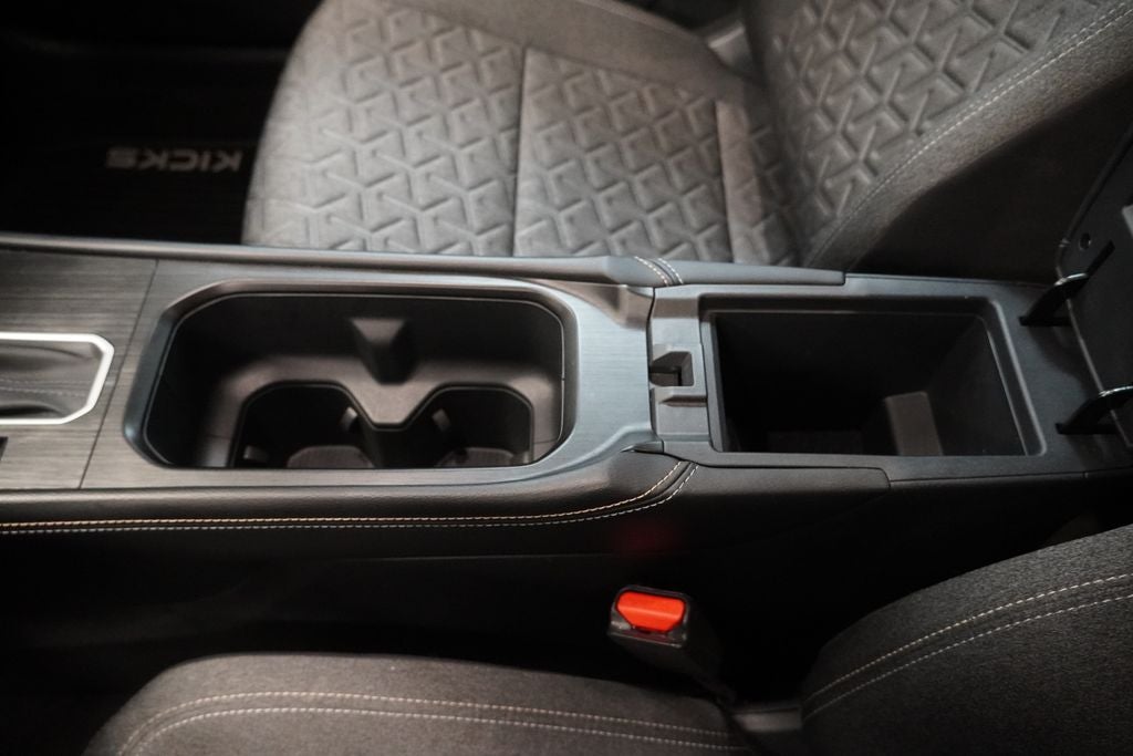 2025 Nissan Kicks SV AWD