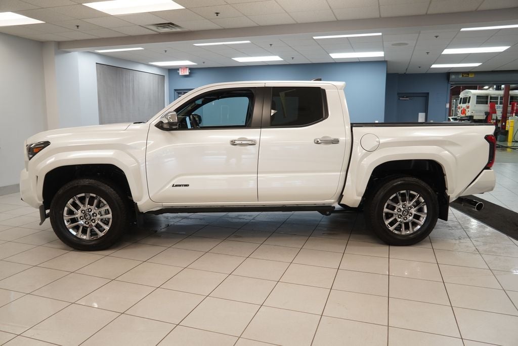 2025 Toyota Tacoma Limited DBL CAB 4X4