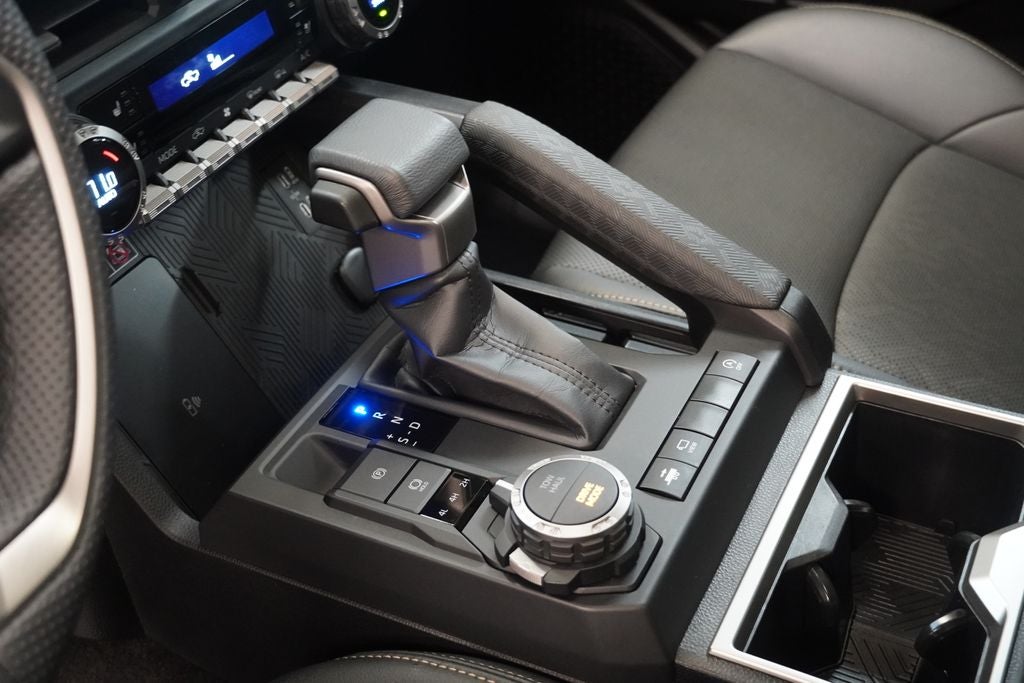 2025 Toyota Tacoma Limited DBL CAB 4X4