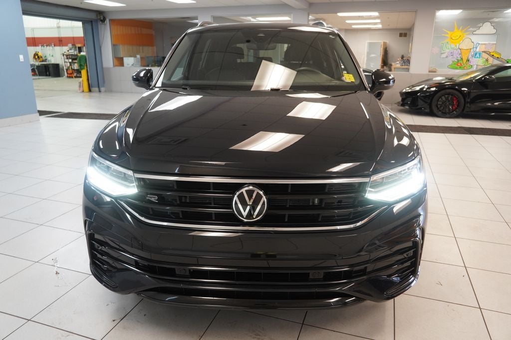 2023 Volkswagen Tiguan 2.0T SE R-Line Black