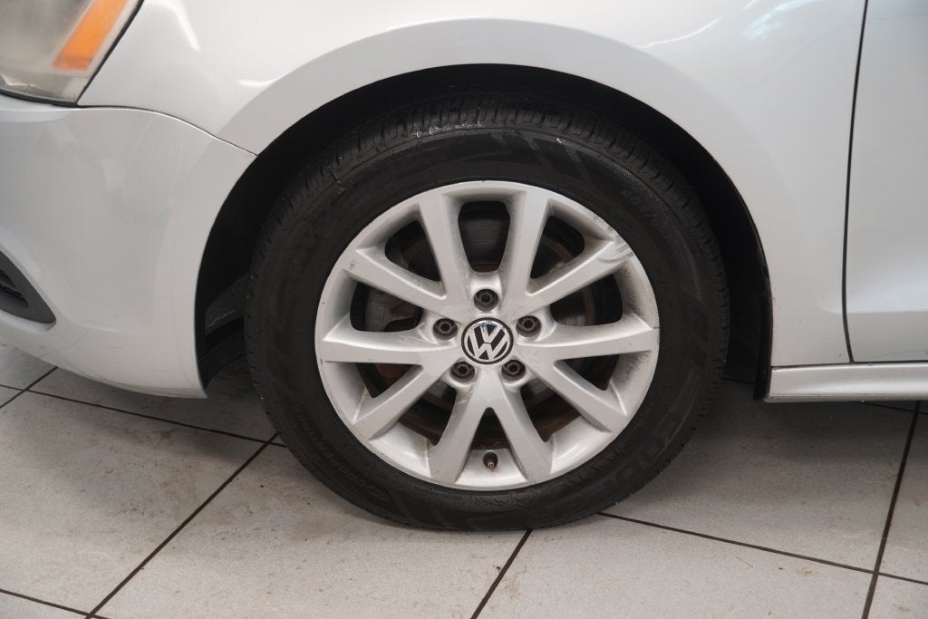 2013 Volkswagen Jetta 2.5L SE Convenience & Sunroof