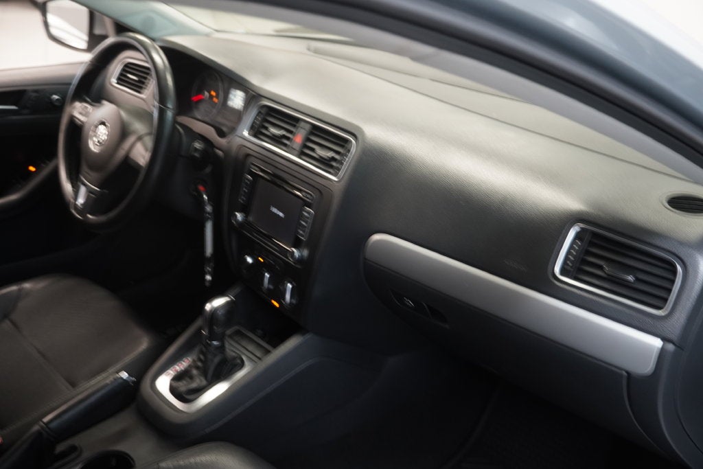 2013 Volkswagen Jetta 2.5L SE Convenience & Sunroof