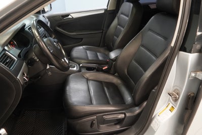 2013 Volkswagen Jetta 2.5L SE Convenience & Sunroof