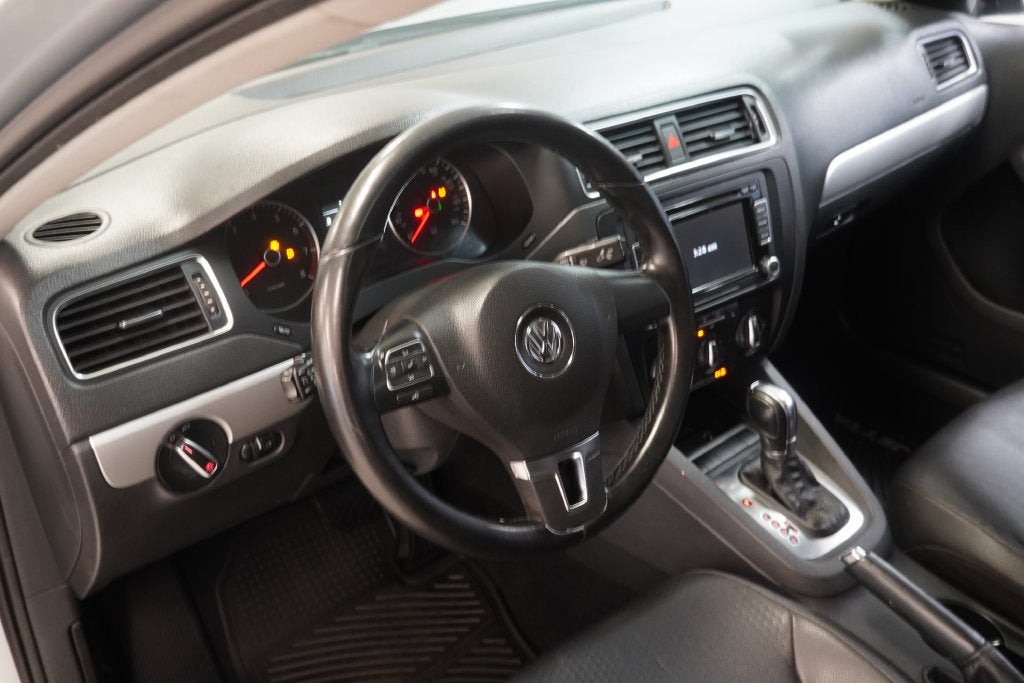 2013 Volkswagen Jetta 2.5L SE Convenience & Sunroof