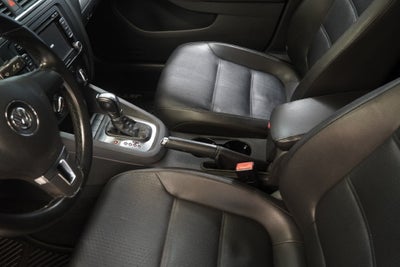 2013 Volkswagen Jetta 2.5L SE Convenience & Sunroof