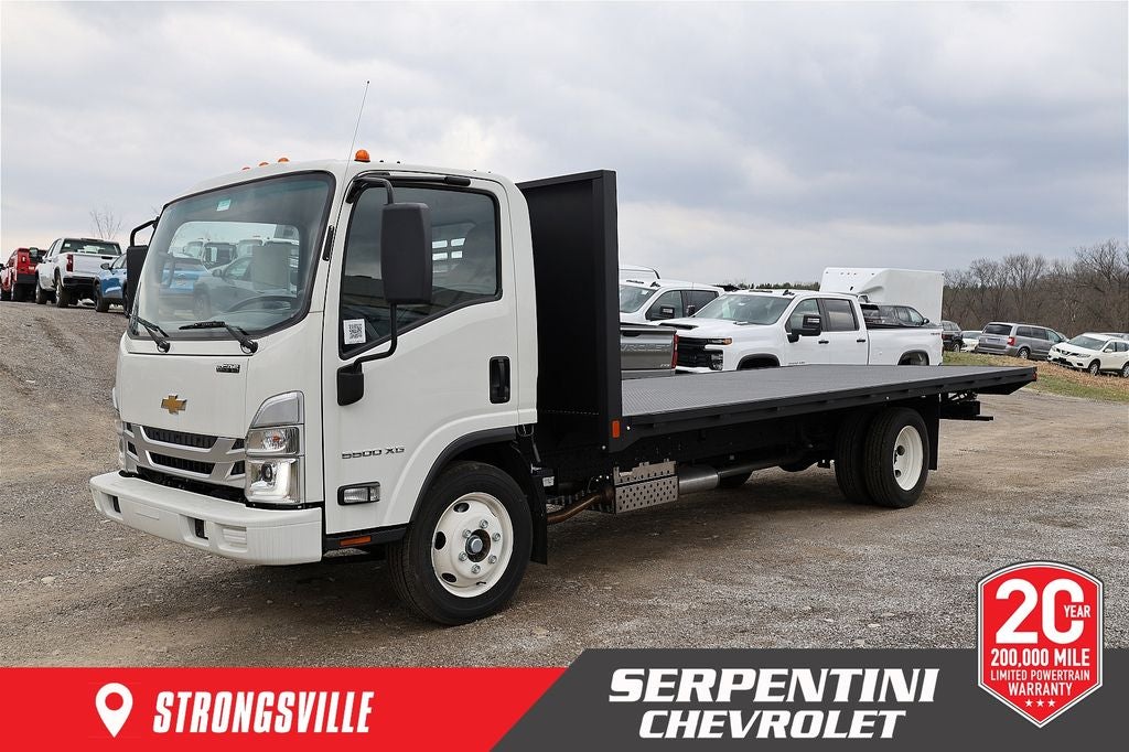 2025 Chevrolet 5500 XG LCF Gas Base