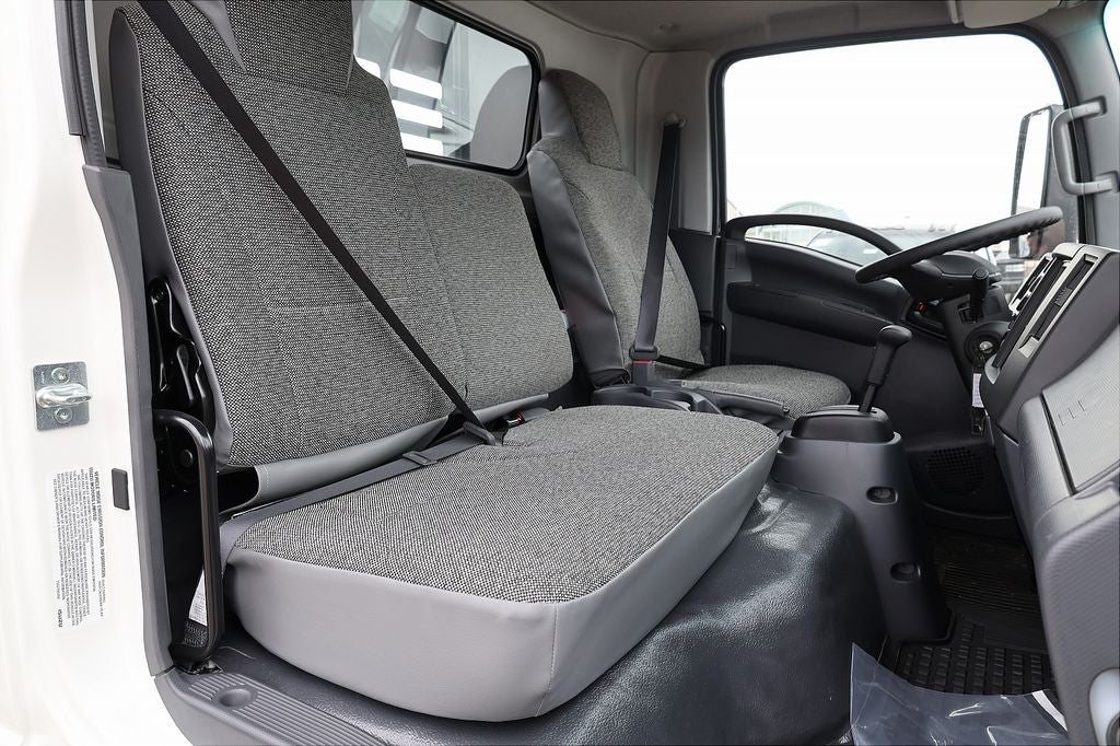2025 Chevrolet 5500 XG LCF Gas Base