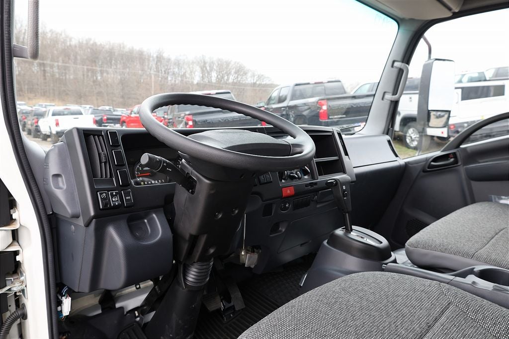 2025 Chevrolet 5500 XG LCF Gas Base