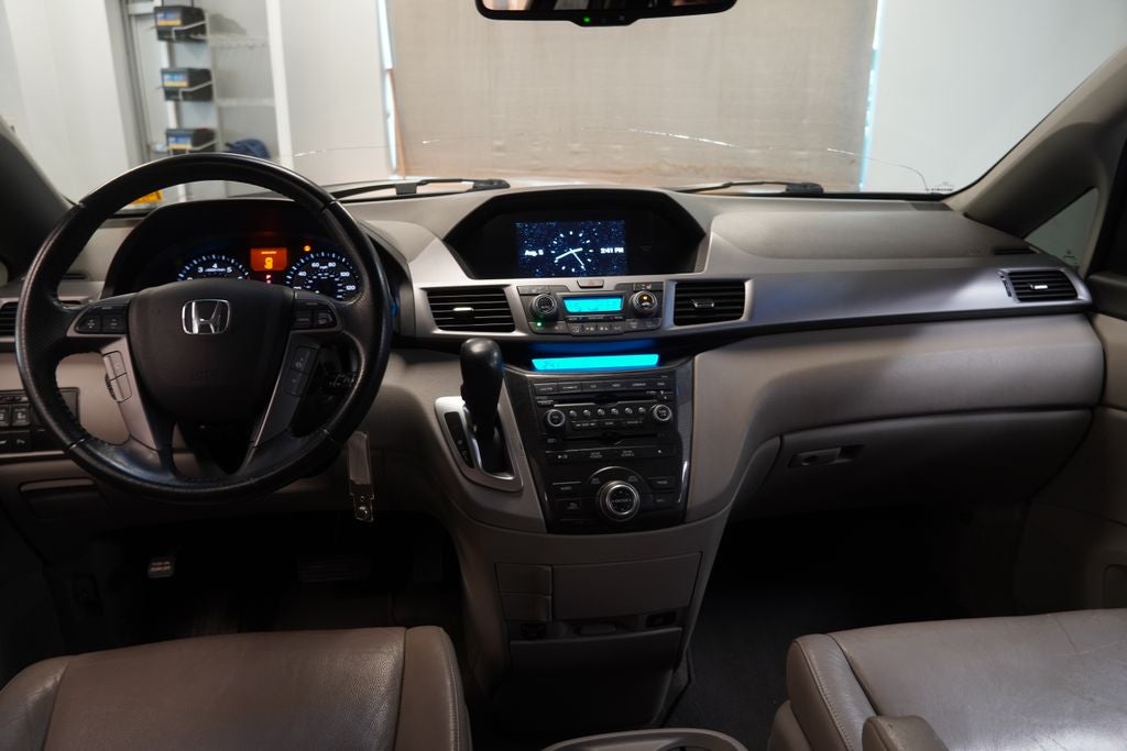 2011 Honda Odyssey Touring ( PRE-AUCTION )