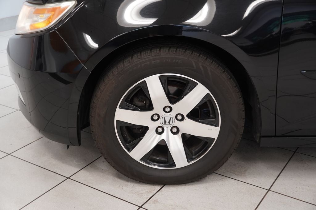 2011 Honda Odyssey Touring ( PRE-AUCTION )