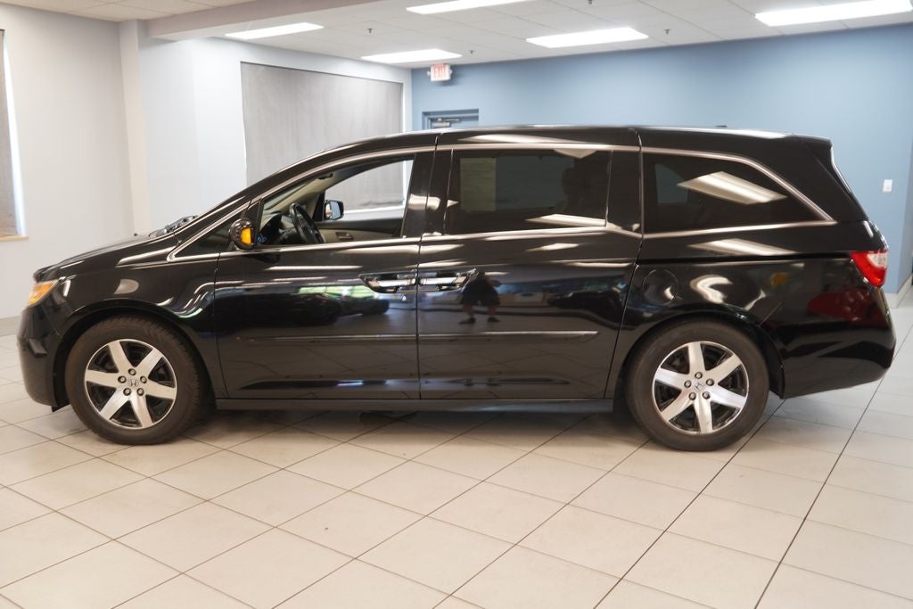 2011 Honda Odyssey Touring ( PRE-AUCTION )