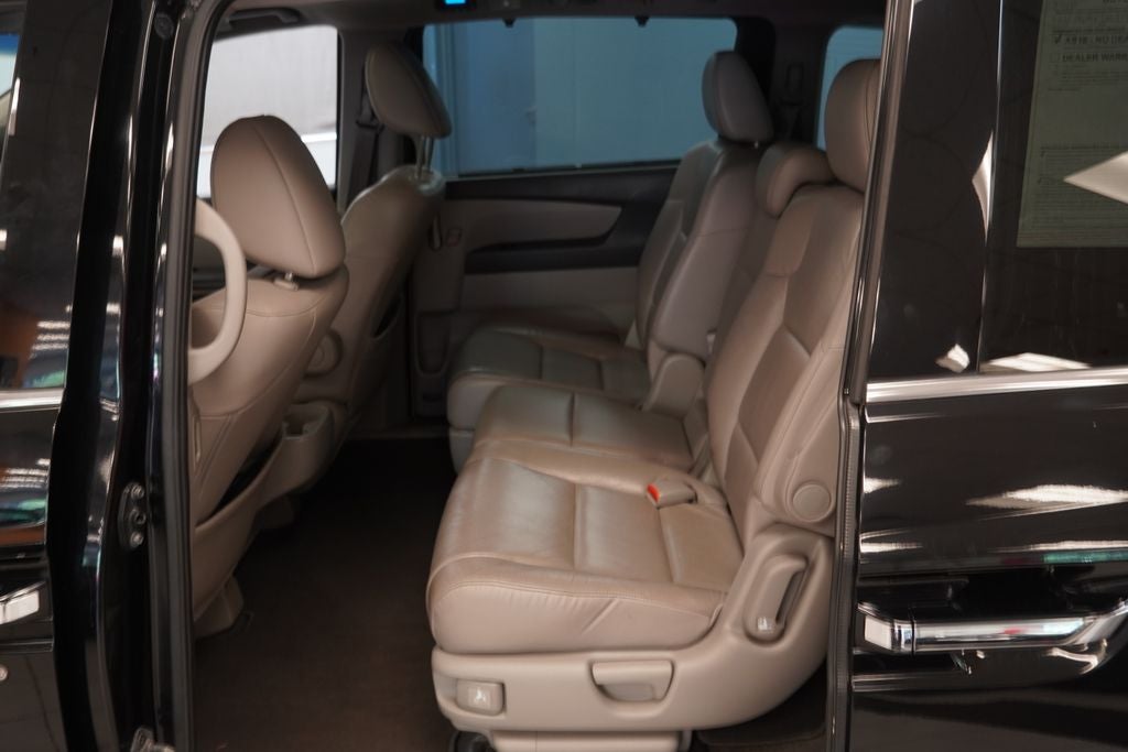 2011 Honda Odyssey Touring ( PRE-AUCTION )
