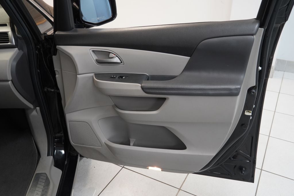 2011 Honda Odyssey Touring ( PRE-AUCTION )