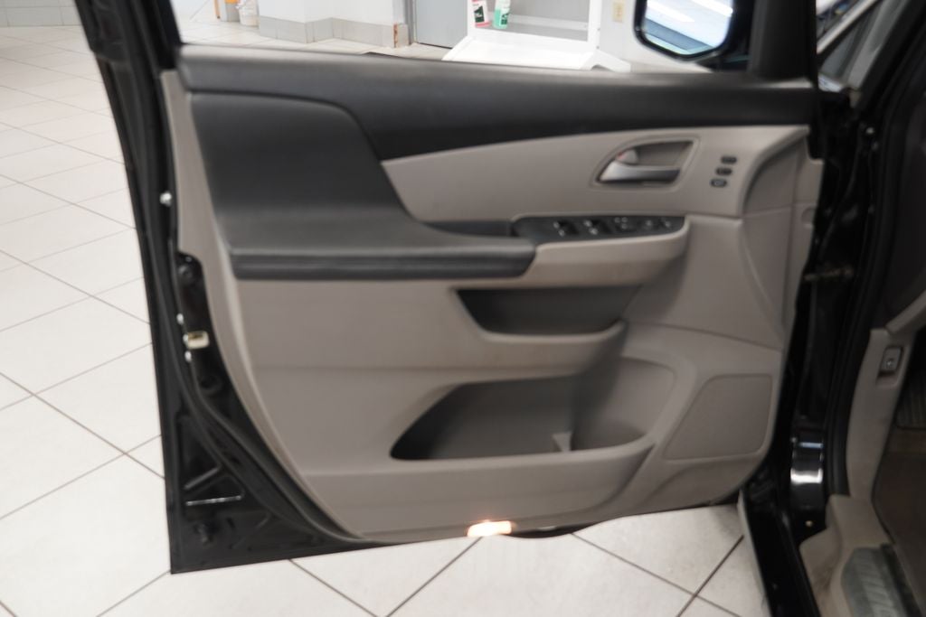 2011 Honda Odyssey Touring ( PRE-AUCTION )