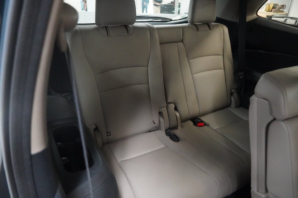 2016 Honda Pilot EX-L w/Rear Entertainment System