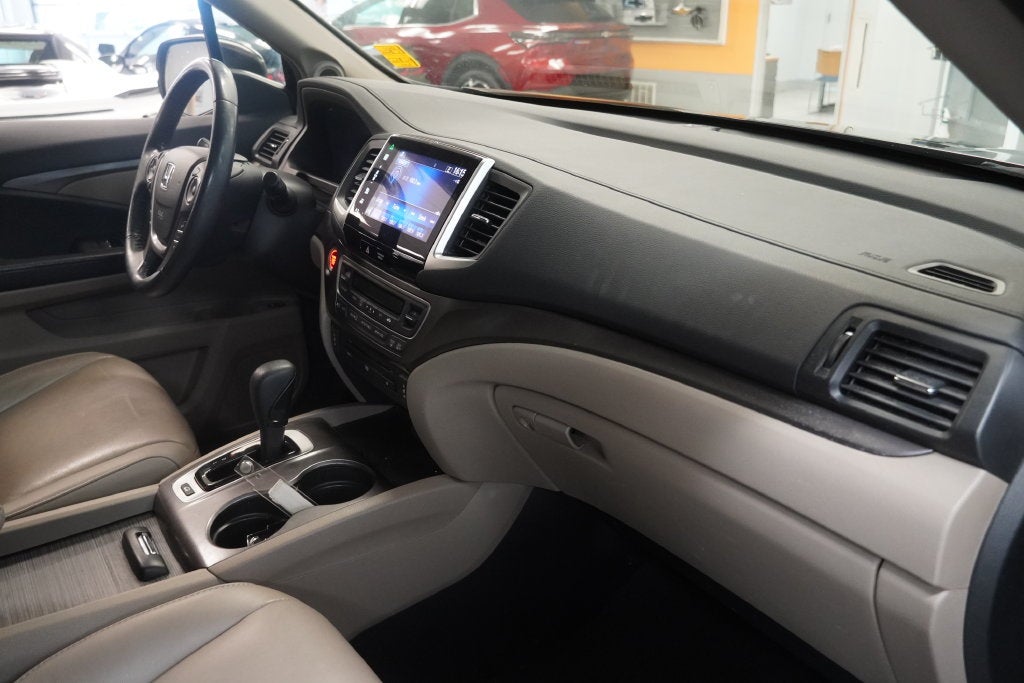 2016 Honda Pilot EX-L w/Rear Entertainment System