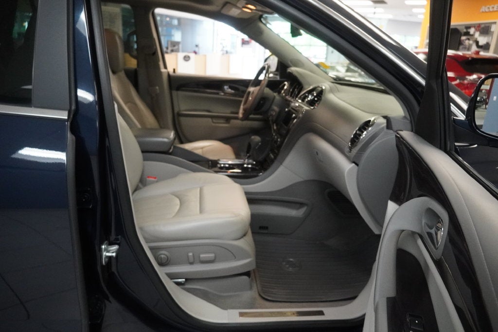2017 Buick Enclave Premium Group ( AWD )