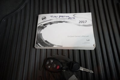 2017 Buick Enclave Premium Group ( AWD )
