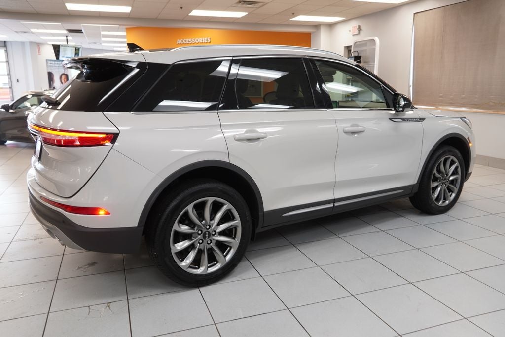 2021 Lincoln Corsair Standard ( AWD )