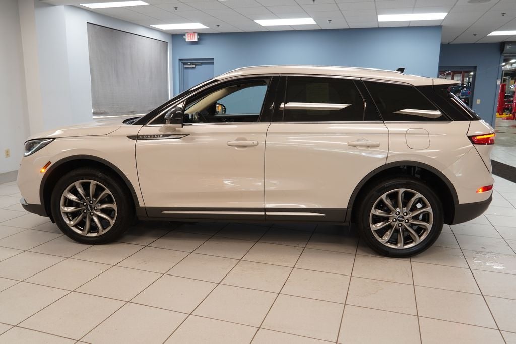 2021 Lincoln Corsair Standard ( AWD )