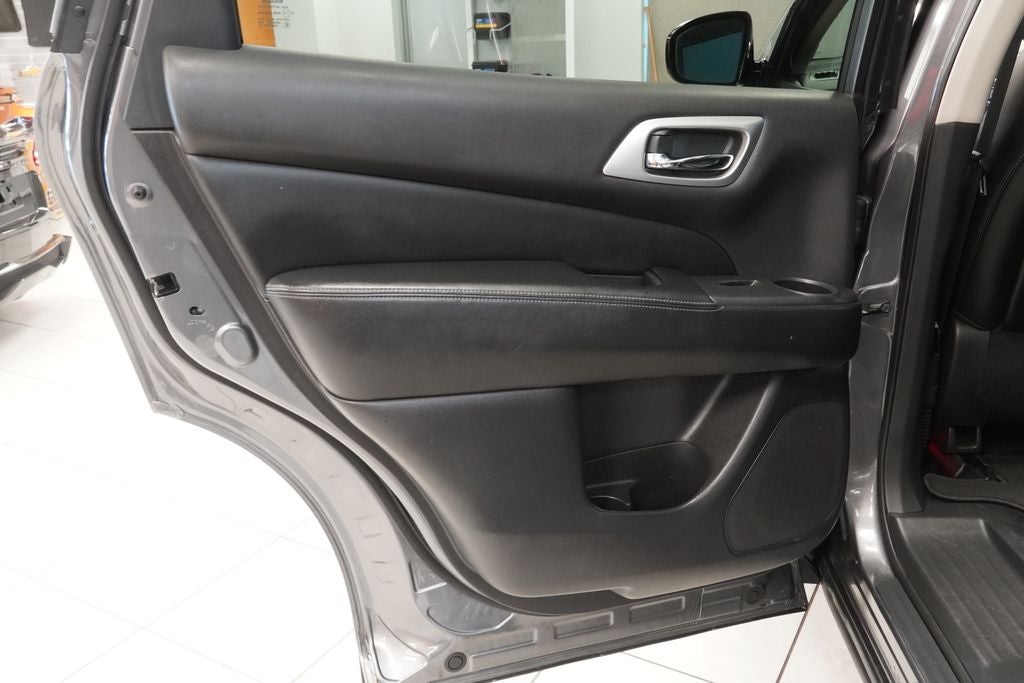 2016 Nissan Pathfinder Platinum 4WD