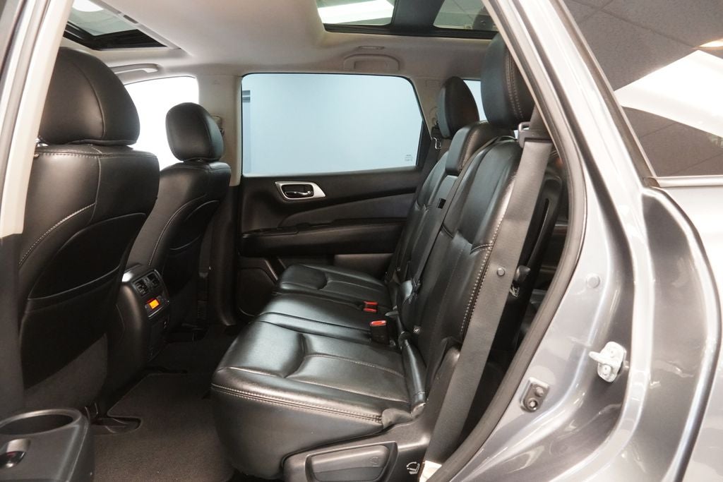2016 Nissan Pathfinder Platinum 4WD