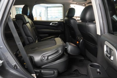 2016 Nissan Pathfinder Platinum 4WD