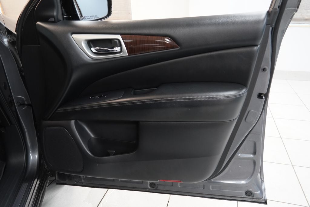 2016 Nissan Pathfinder Platinum 4WD