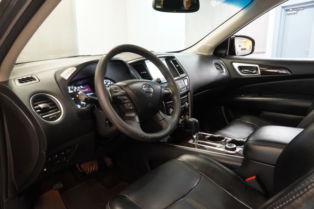 2016 Nissan Pathfinder Platinum 4WD