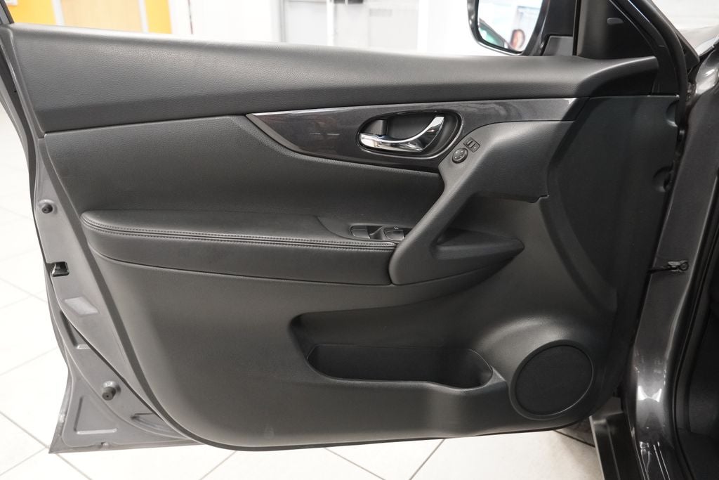 2017 Nissan Rogue SV AWD