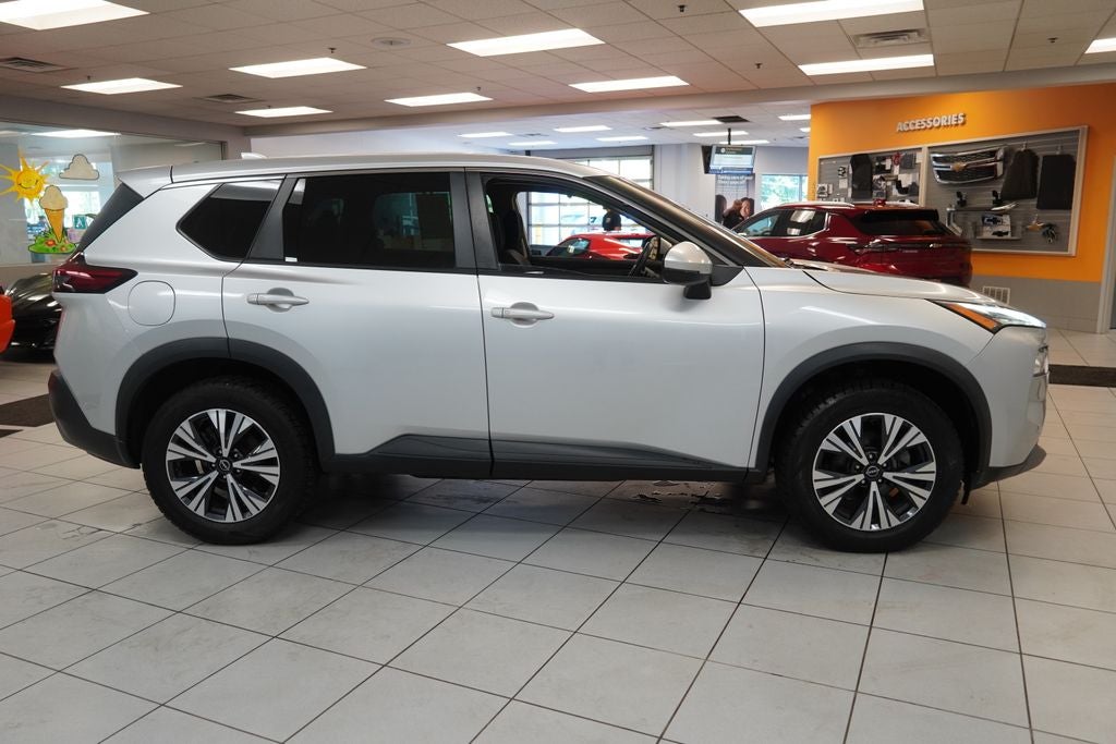 2022 Nissan Rogue SV AWD