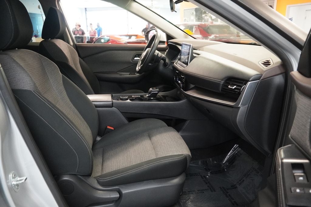 2022 Nissan Rogue SV AWD