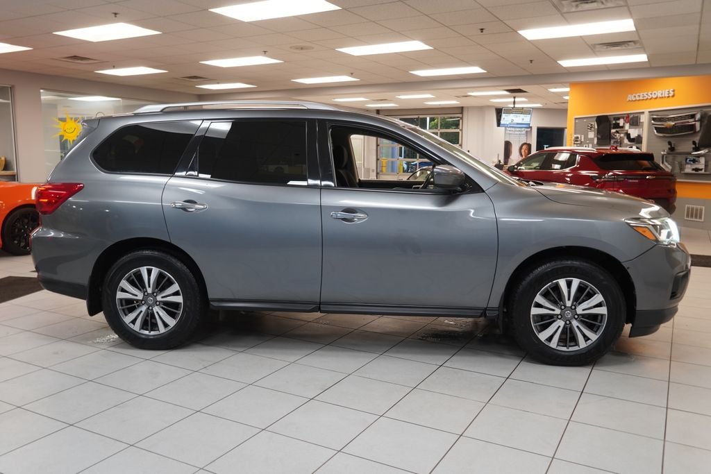 2020 Nissan Pathfinder SV 4WD