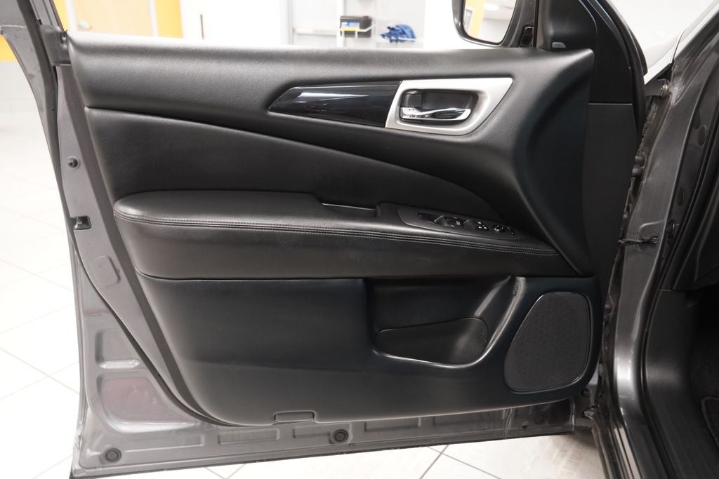 2020 Nissan Pathfinder SV 4WD