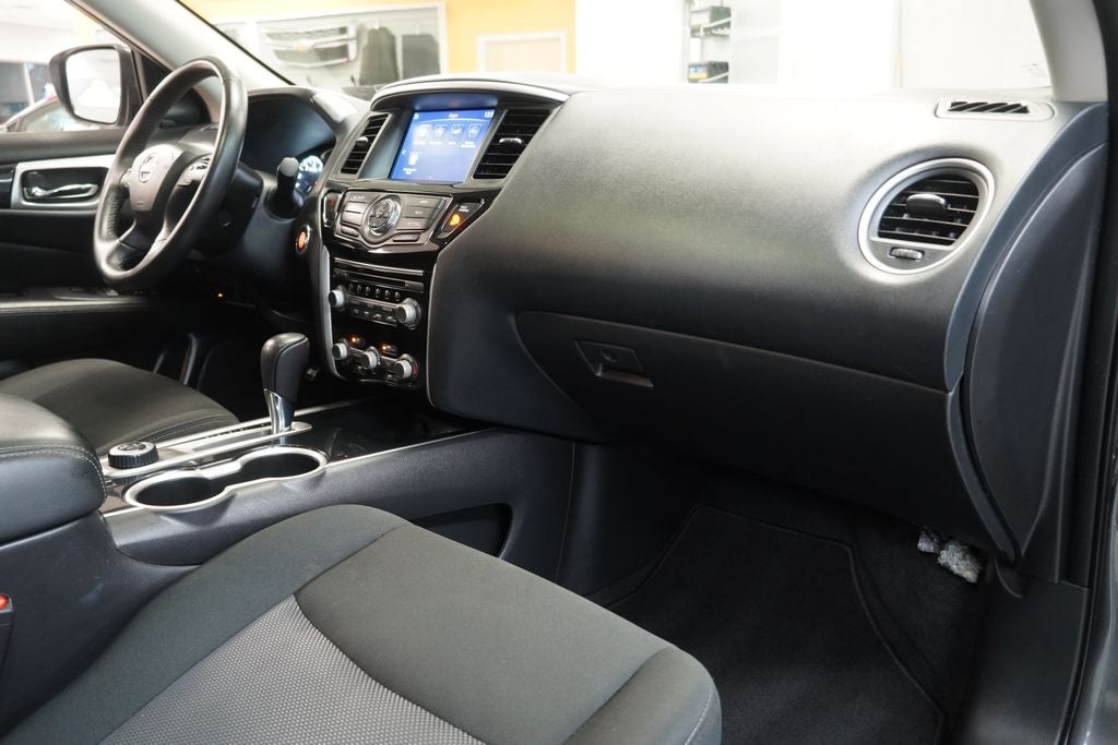 2020 Nissan Pathfinder SV 4WD