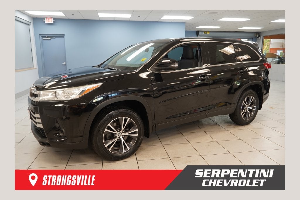 2019 Toyota Highlander LE ( AWD )