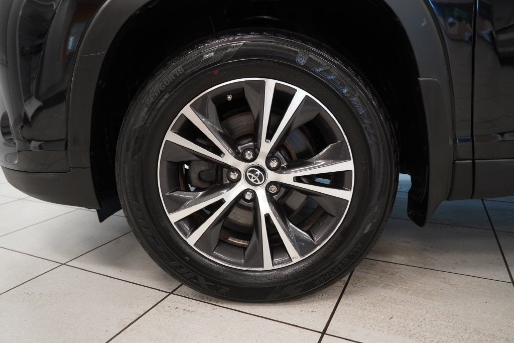2019 Toyota Highlander LE ( AWD )